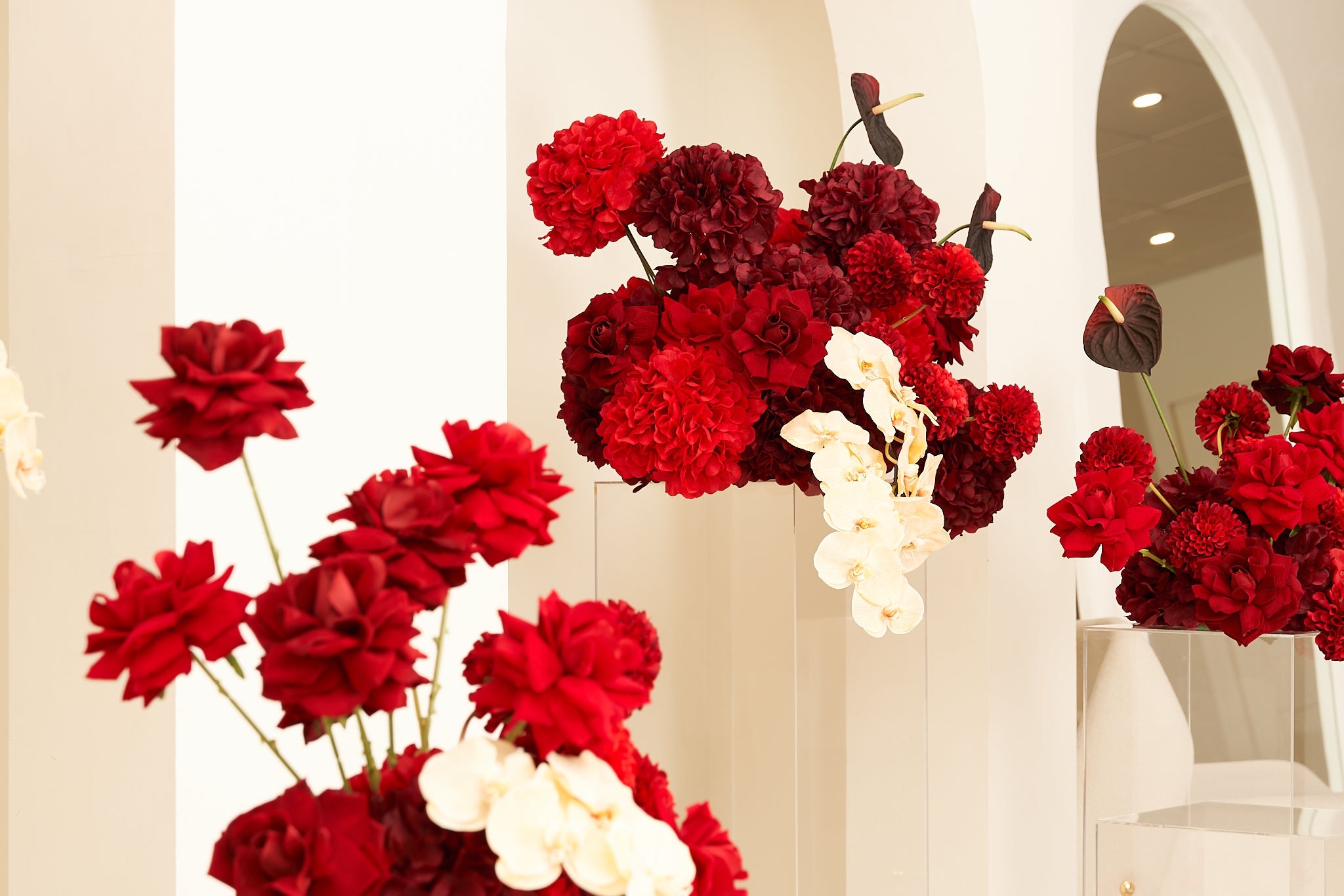 [Hire] Red Romance Floral Arrangements