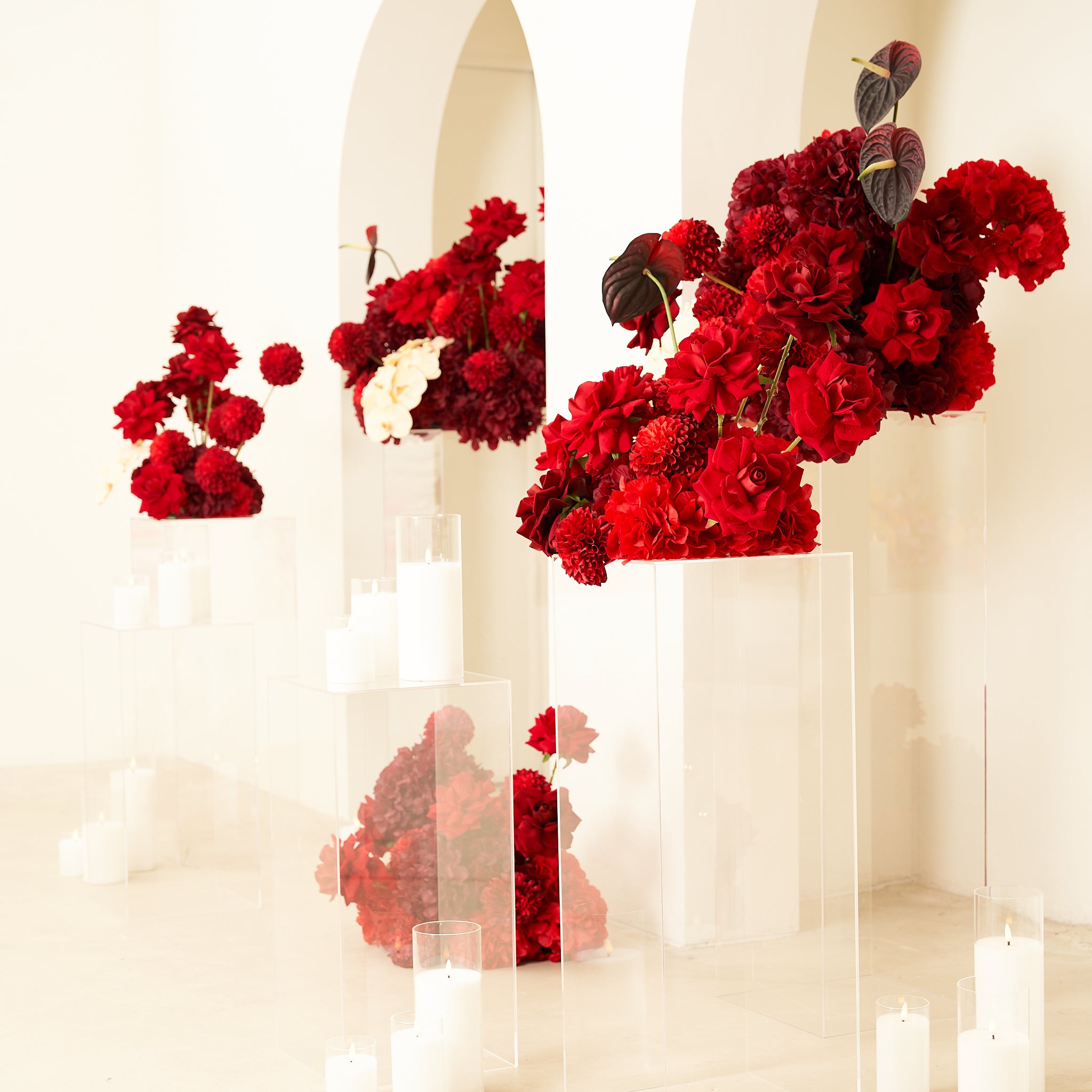 [Hire] Red Romance Floral Arrangements