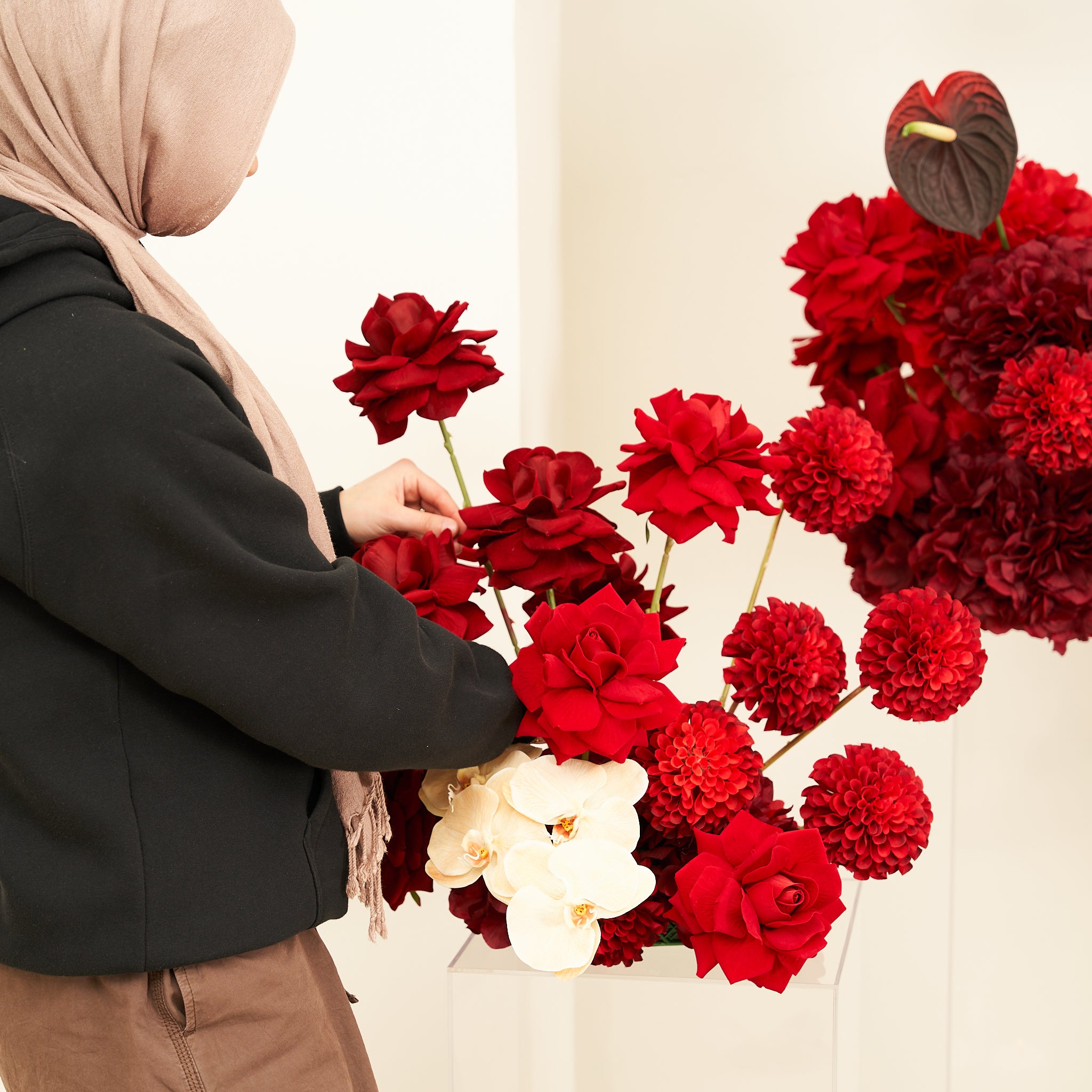 [Hire] Red Romance Floral Arrangements